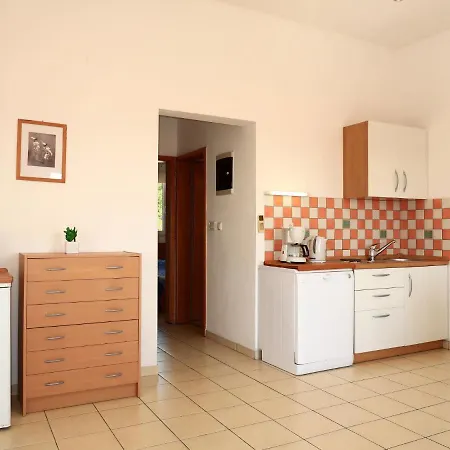 Andrea - Rab100 By Interhome * Barbat na Rabu